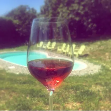 Enoagriturismo L' Acino D'uva Alloggio per agriturismo Cunico