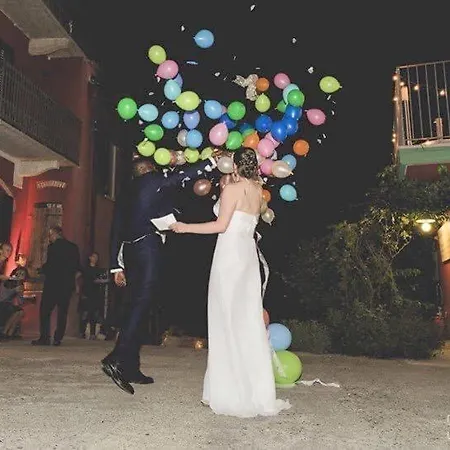 Enoagriturismo L' Acino D'uva Alloggio per agriturismo Cunico