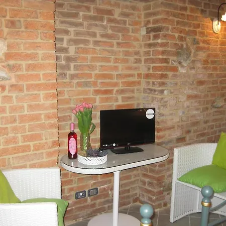 Enoagriturismo L' Acino D'uva *