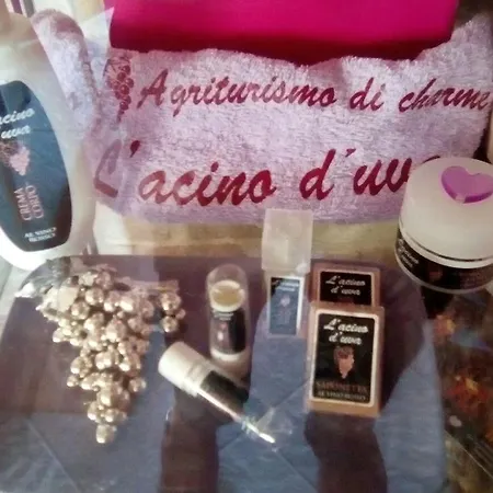 Enoagriturismo L' Acino D'uva Alloggio per agriturismo