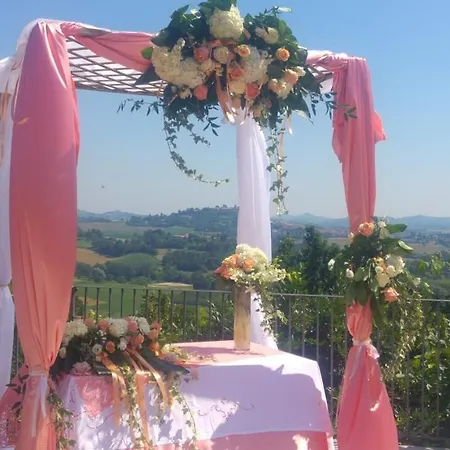 Alloggio per agriturismo Enoagriturismo L' Acino D'uva *