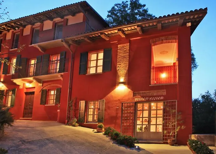 مزرعة للإقامة Enoagriturismo L' Acino D'uva *